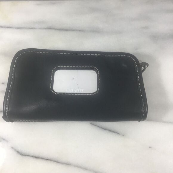 Nine West Black Faux Leather Wallet White Stitch ID Window CRACKED AS IS - Picture 1 of 3